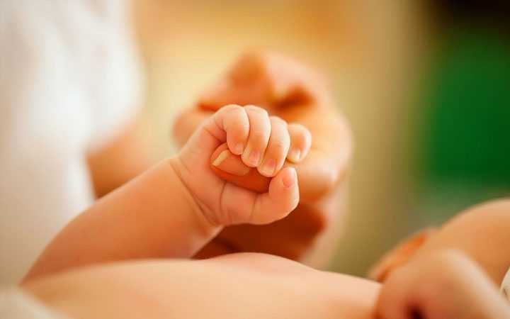 代生双胞胎抱儿子,试管婴儿微刺激方案促排后最佳的移植时间是多久？-44岁患